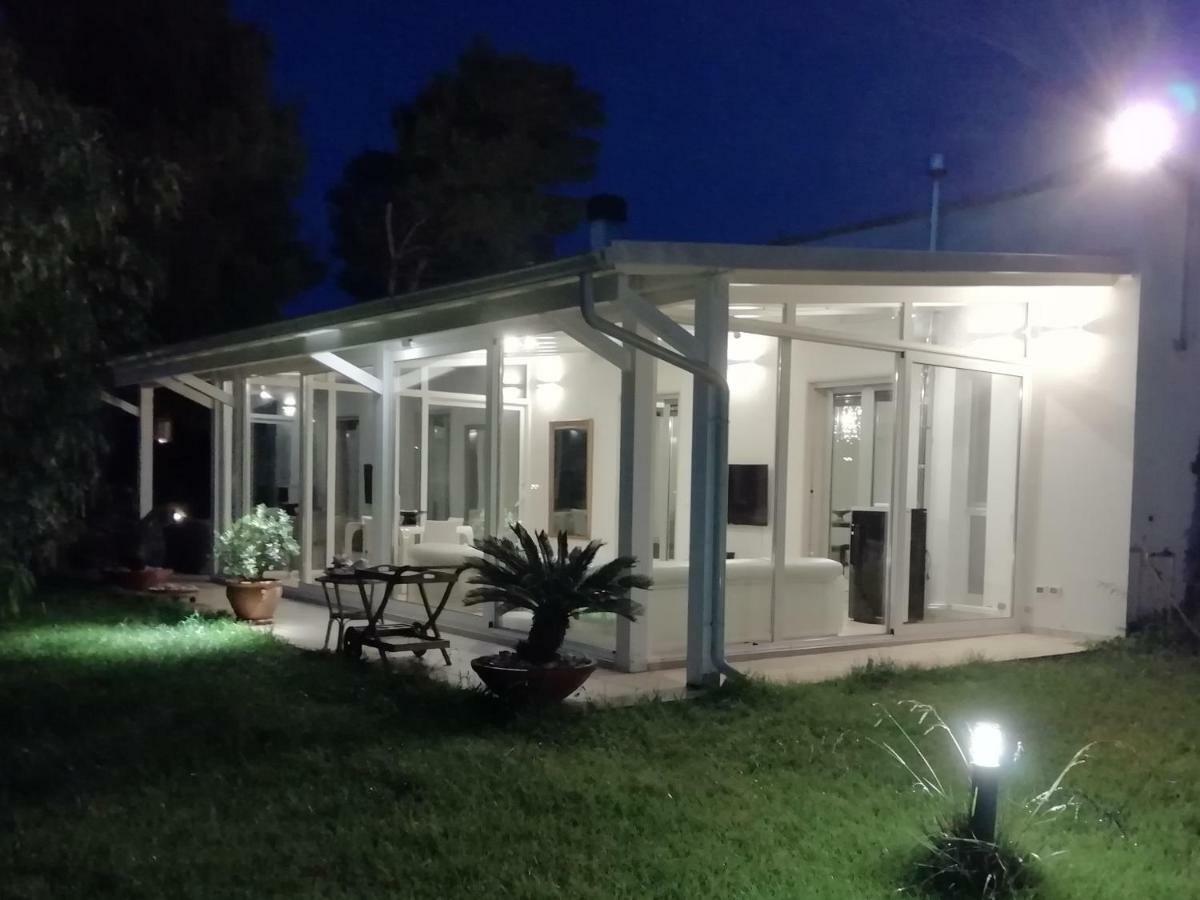Вілла La Dimora Dei Gelsi Castri di Lecce Екстер'єр фото